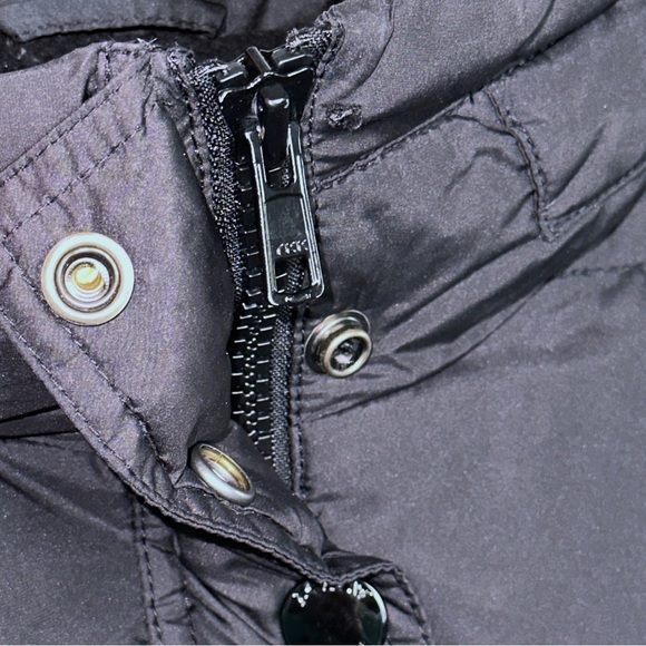 J. Crew Down Feather Hooded Puffer Jacket Black Warm Sherpa Lined Sz Small - Picture 12 of 13